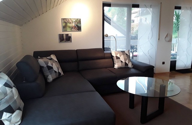 Neu eingerichtete Ferienwohnung mit Fahrradstellplatz