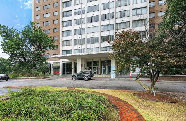 New 2 Bedrooms Rise Condo Downtown Atlanta