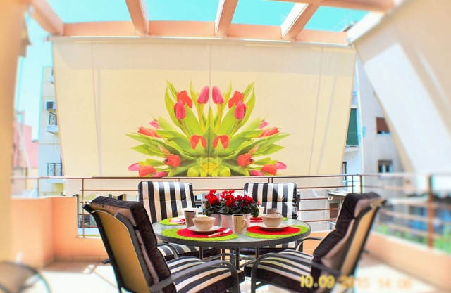 New, 3bedrooms, terrace, central, metro at 50m