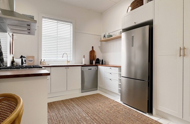 New | 3BR Renovated Cottage Close to CBD