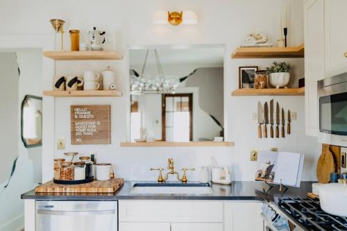 New! Boutique Inspired 2br Loft, Lake Geneva