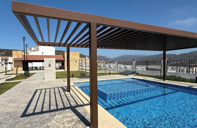 New Charming 3-bedroom house with Roof Top, WiFi in beautiful Valle de Guadalupe