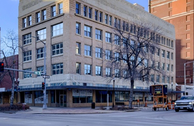 New Condo in Downtown Lincoln - Walking Distance to UNL/MS, PB Arena, Haymarket