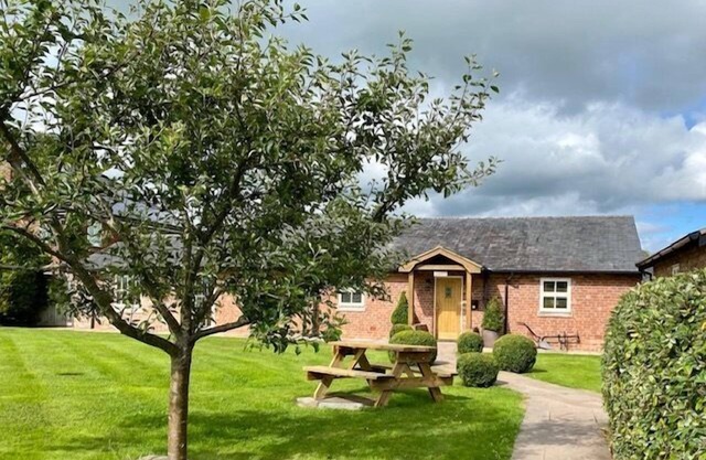 New Farm Bed & Breakfast