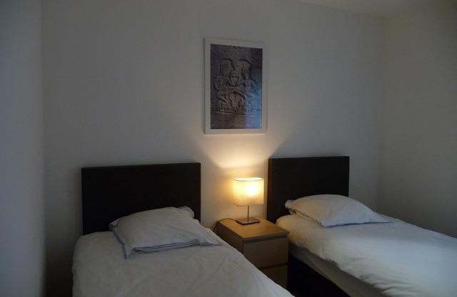 New furnished ground floor apartment with box near train station and all amenities