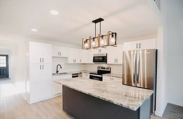 NEW Large Rough River Getaway!