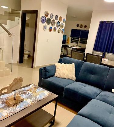 New! Lovely and spacious, 2 Ocean view terraces
