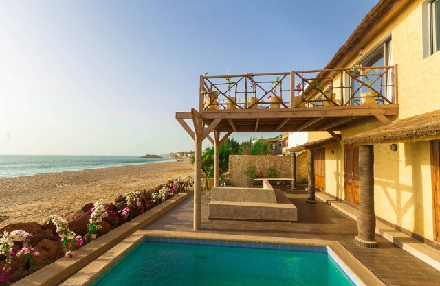 NEW: Master suite on the Ocean (1/2 board or full board with chef)