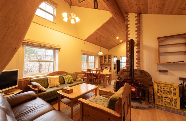 (NEW OPEN) Yubari-shi Deer Valley Private House| 1 house for rent| 2 bedrooms| large living room | Yubari-shi Deer Valley Private House