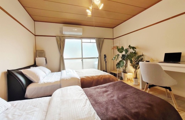 "New Opun DiDi Guest House 450m from Tokushima Station, 1 minute walk from the Central Park! Max. 3 guests