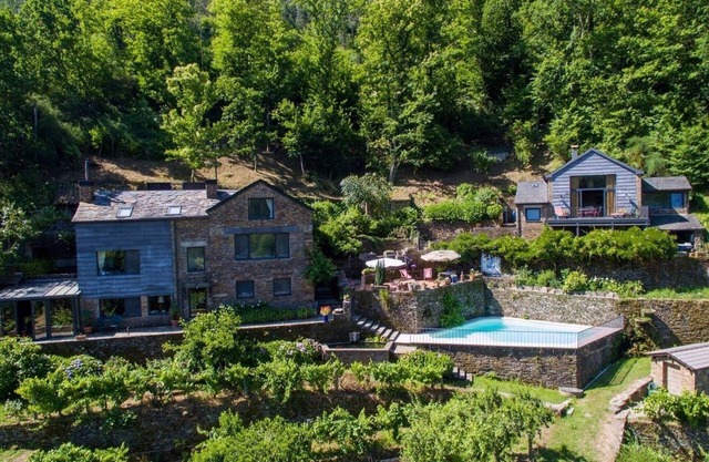 New Quinta! Rural Exclusive Stone Cottage Home, Riverside Paiva 6-14npax