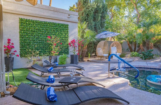 NEW Serene/Upscale/Fenced Pool-Central Scottsdale
