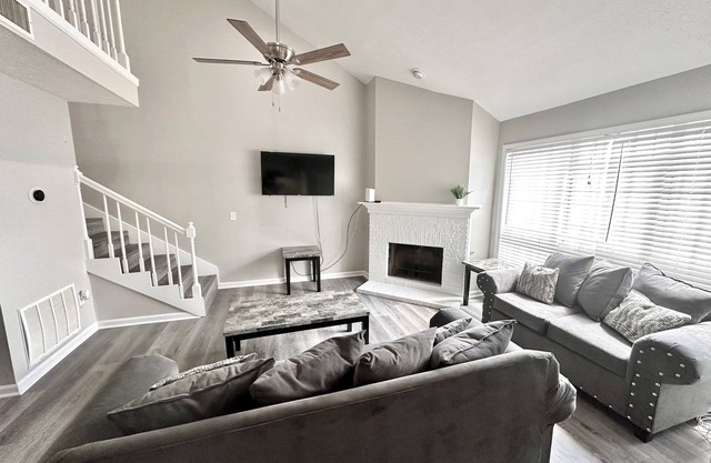 New! Sleep 6, Privacy & Comfort, Prime Location