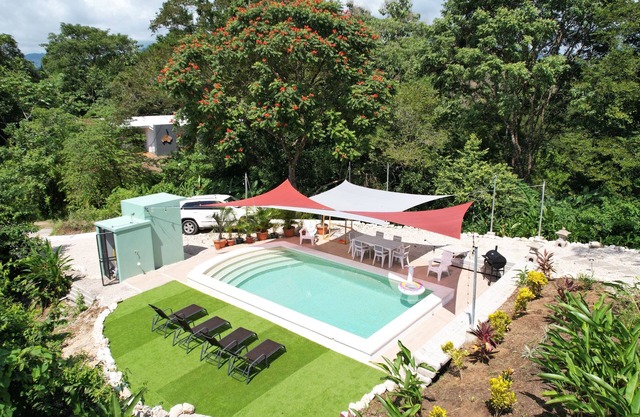 NEW! Stylish, Boutique Tropical Retreat with Saltwater Pool Samara Beach 5 mins