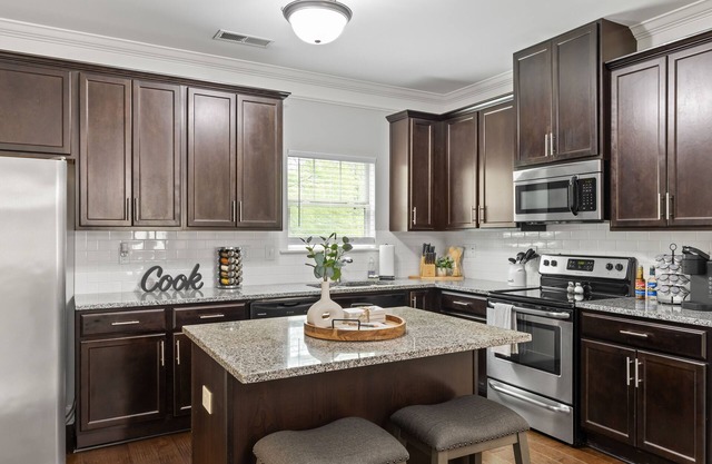 New updated home close to RTJ and Auburn!