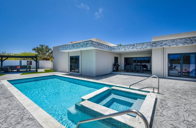 New Villa Luel/3BR/Priv Pool/5 min to Palm Beach, New Villa Luel/3BR/Priv Pool/5 min to Palm Beach