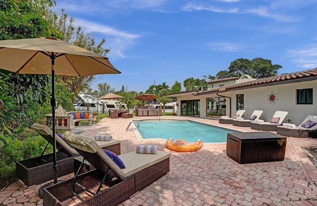 NEW! Villa Riverland with Heated Pool on the Water