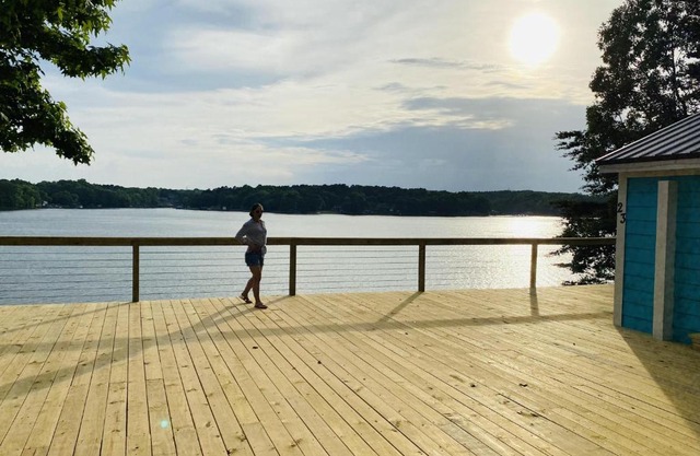 New Waterfront Cabin on the Large Sundeck #23 cabin