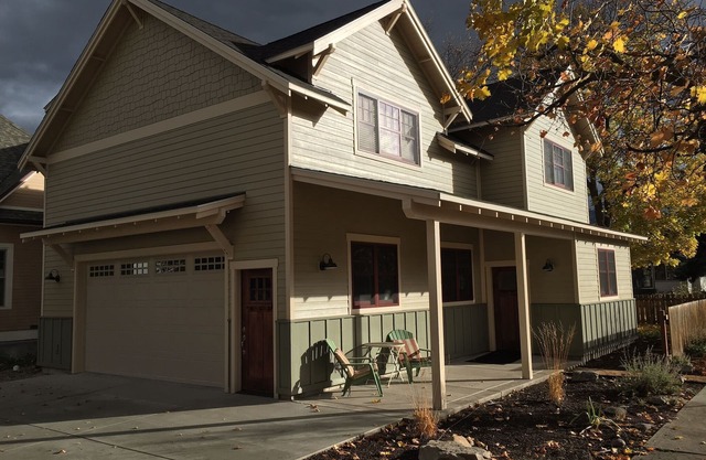 Newly built and very comfortable in any season. Great location in Missoula.