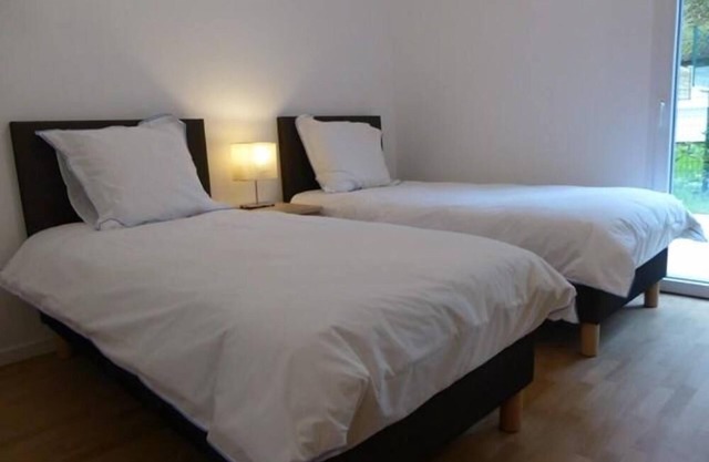 Newly furnished and ideally located between Versailles St Quentin en Yvelines