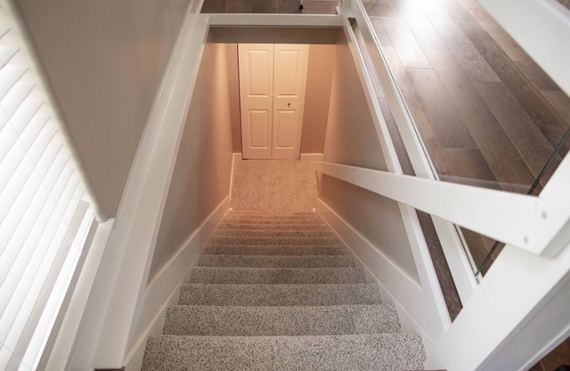 Newly Remodeled Newly Listed 2 BR River Front Townhouse Unit 4