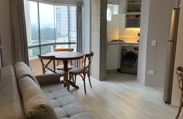 Newly renovated flat in great location with free underground parking.