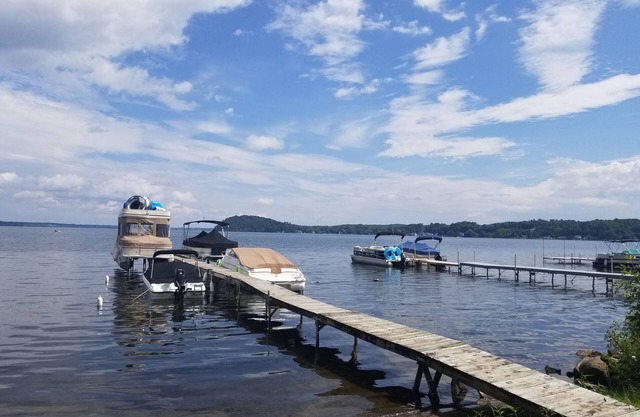 Newly Renovated House on Saratoga Springs Lake Track Spac Fish Creek