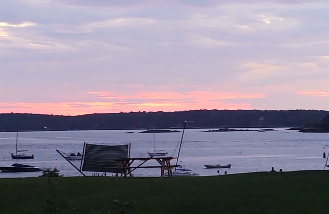 Newly Renovated 2 BR 1 BA walking distance to Pemaquid Beaches
