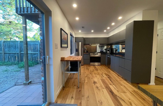Newly Renovated 3 Bedroom in the Heart of Columbia