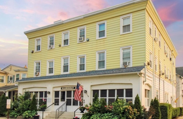 Newly Renovated Beach Apartment with Private Entry #5