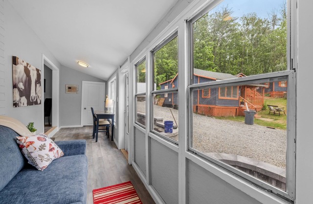 Newly Renovated Cottage 3 on Main Street Alton Bay!