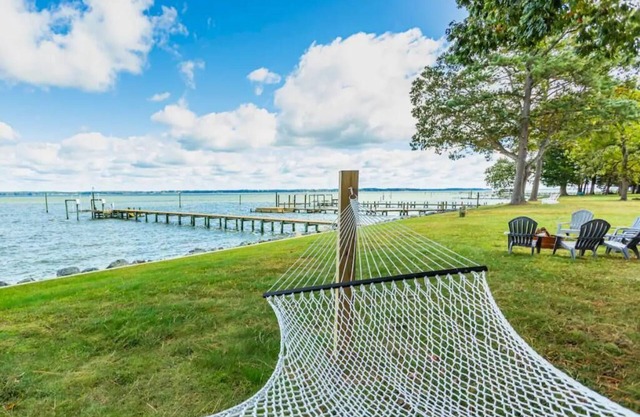 Newly renovated cottage on the Rappahannock!