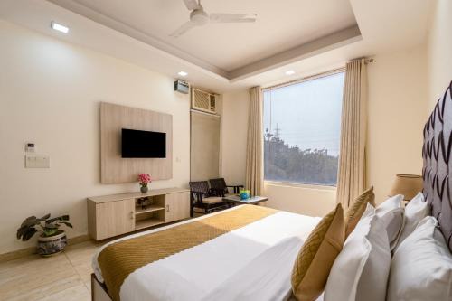 Nexhub Stay- Medanta hospital sector 39