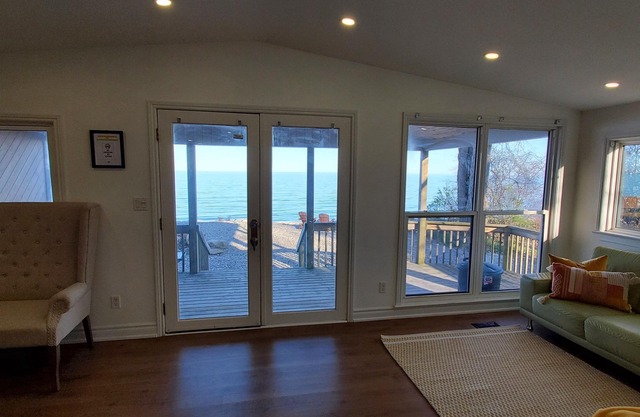 nExperience Blissful Lakeside Living: Retreat with Stunning Views, Beach Access