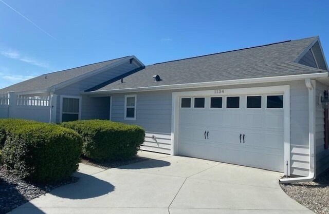 NEXT TO LAKE SUMTER GOLF CART PET FRIENDLY