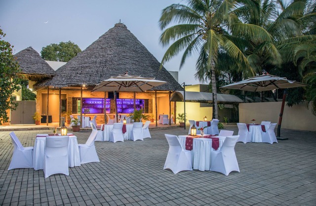 Ngalawa Hotel & Resort