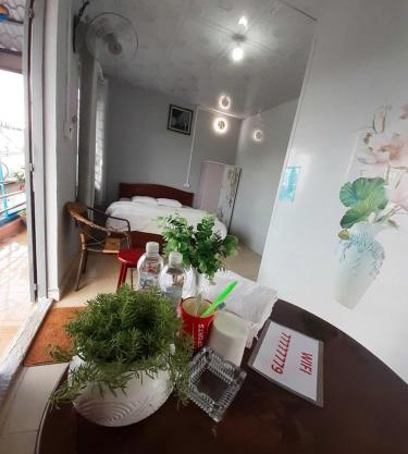 Nhà Nghỉ Hoàng kim