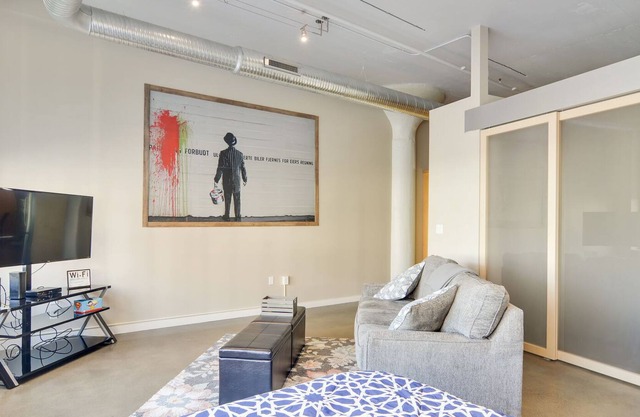 Niagara/Buffalo Staycation-Monthly Special Rates