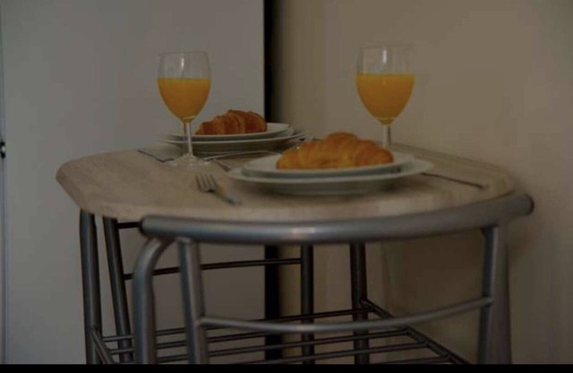 Nice and lovely apartment located not far from Hemel Hempstead station and food.