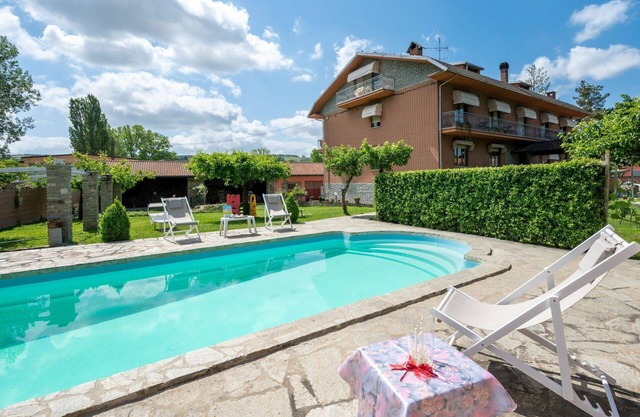 Nice apartment for 4 people with pool, WIFI, A/C, TV, patio and parking