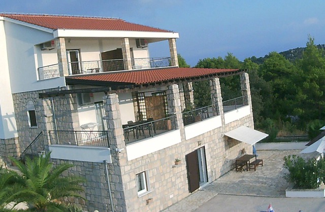 Nice apartment A4 (2+2) Šolta, Rogač with spectacular view on Adriatic sea