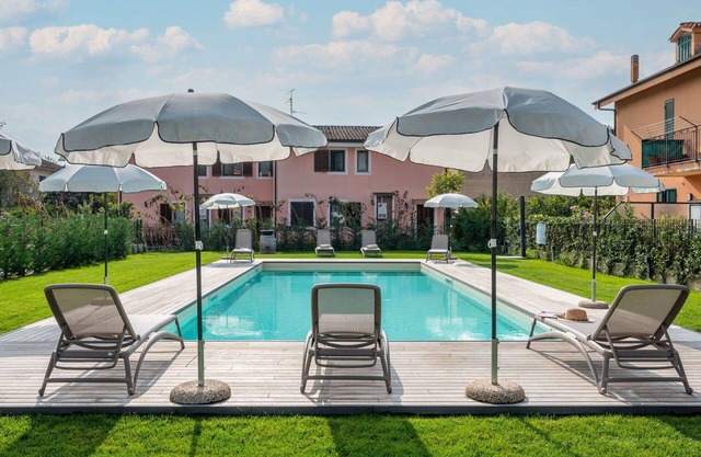 Nice apartment for 4 people with pool, A/C, WIFI, TV, terrace and parking