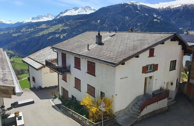 Nice apartment for 5 guests with WIFI, balcony and pets allowed