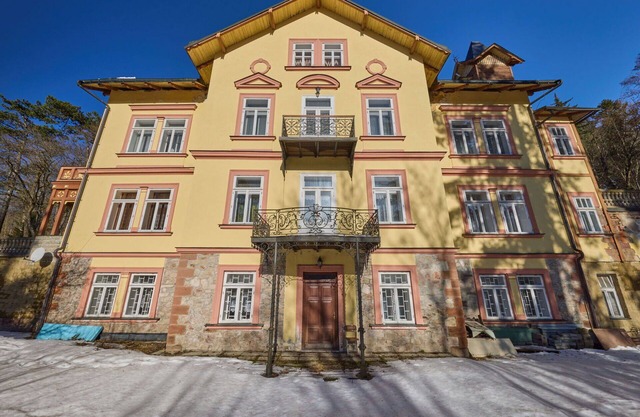 Nice apartment for 5 people with WIFI, TV and parking