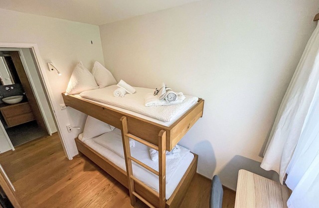 Nice apartment for 6 guests with pool, WIFI, TV, balcony and panoramic view