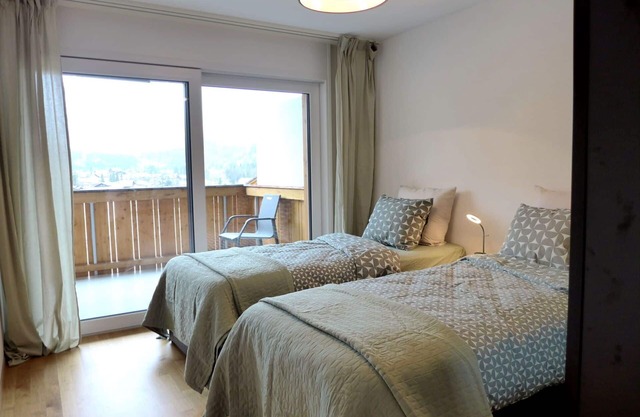 Nice apartment for 4 people with WIFI, TV, balcony, pets allowed, panoramic view and parking
