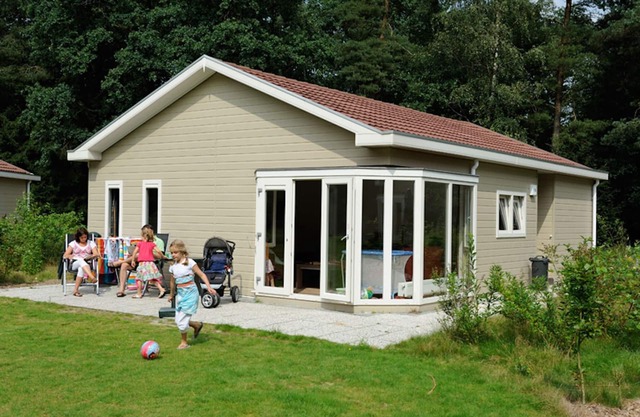 Nice chalet with dishwasher surrounded by greenery