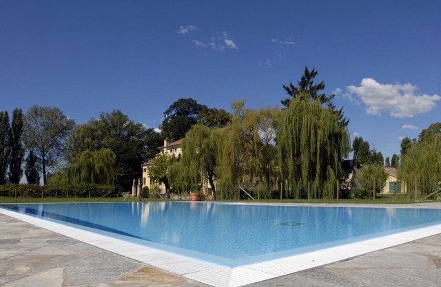 Nice family apartment in historical Villa Veneta with pool
