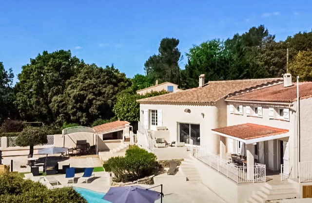 Nice home in Ste-Anastasie-s/Issole
