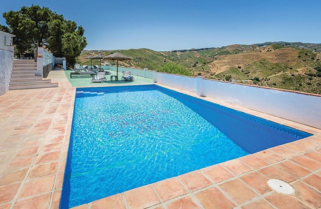 Nice home in El Borge with WiFi